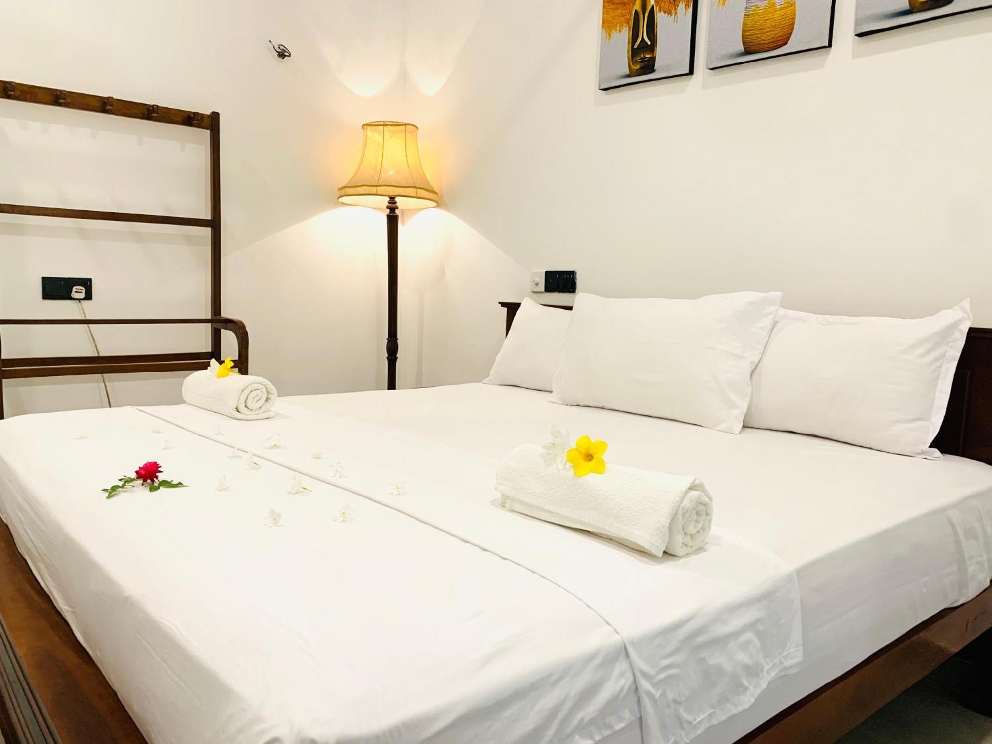 Kavin Beach Hotel Hikkaduwa Εξωτερικό φωτογραφία
