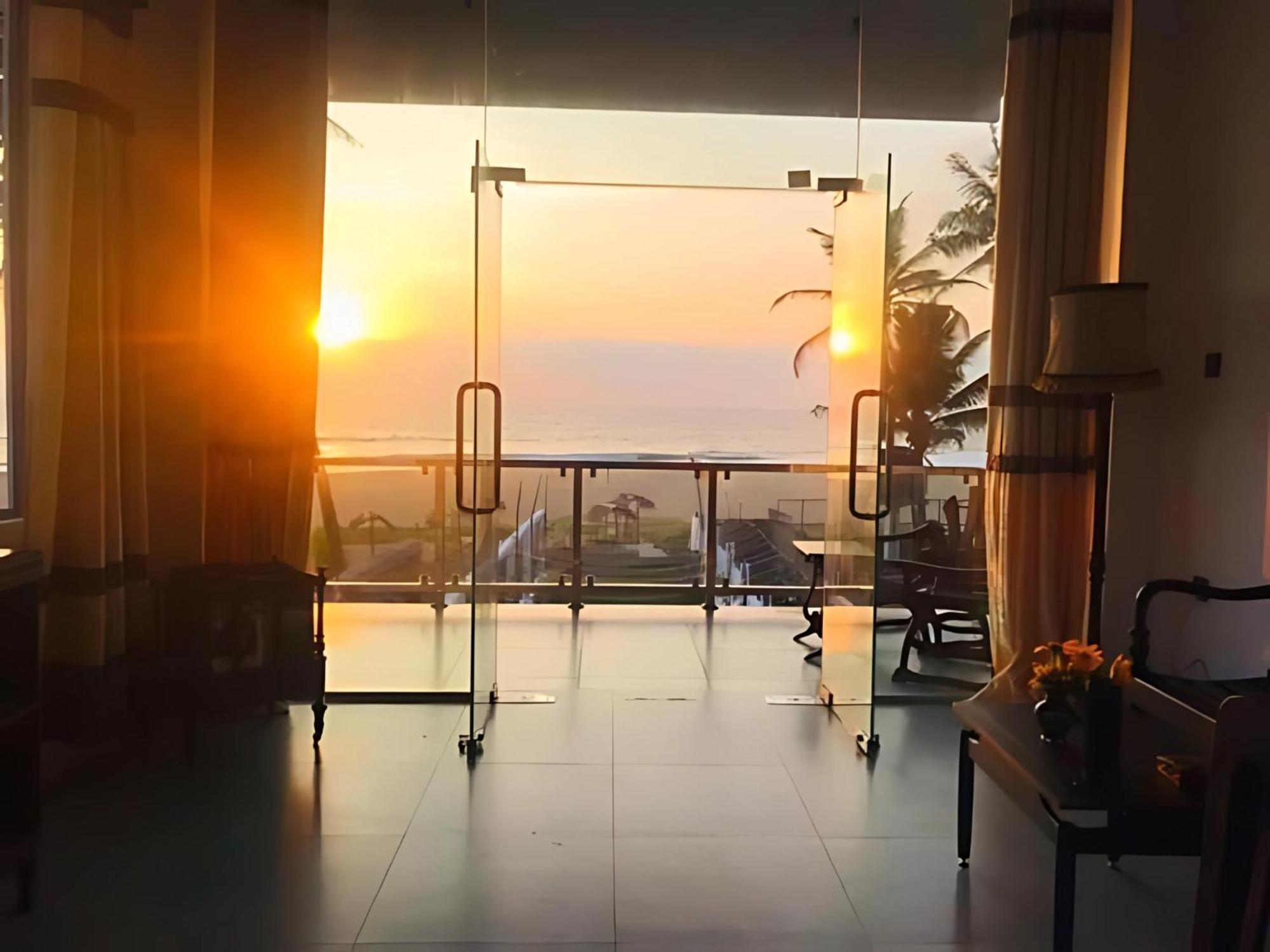 Kavin Beach Hotel Hikkaduwa Εξωτερικό φωτογραφία